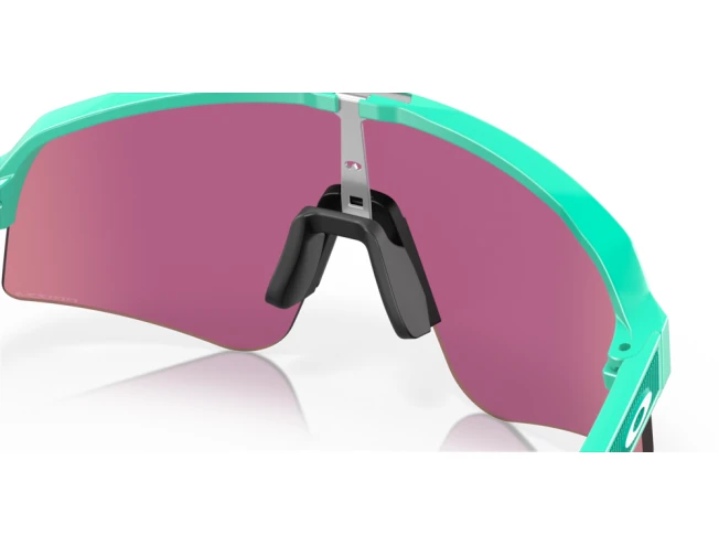 Oakley 2025 sutro celeste