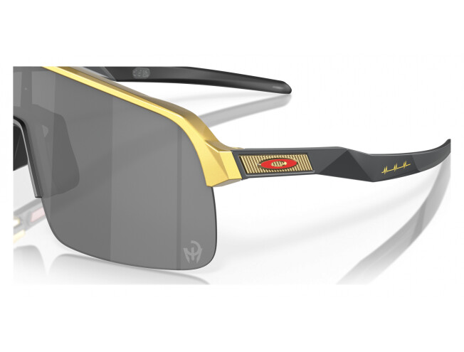 Päikeseprillid OAKLEY Sutro Lite PM Gold Prizm Black PM Gold Prizm Black